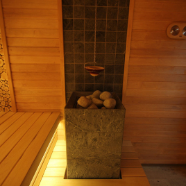 Электрокаменка Tulikivi Tuisku 6.8 kW, поверхность Rigata